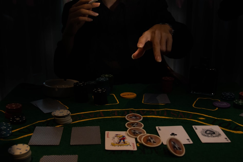 麻将混牌组合策略解析